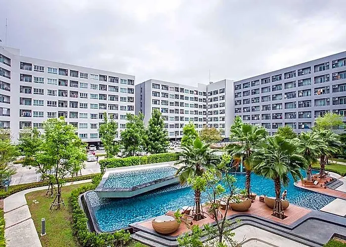 Sukhumvit Soi64 Cozy Bts Free Gym Pool Wifi ホテル