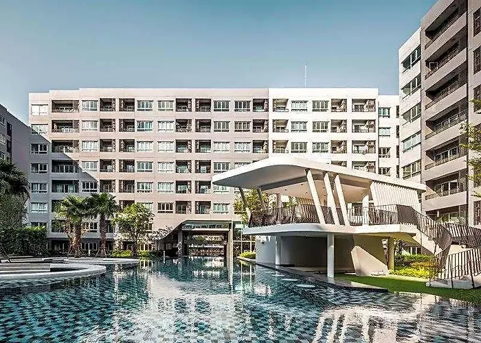 Sukhumvit Soi64 Cozy Bts Free Gym Pool Wifi ホテル